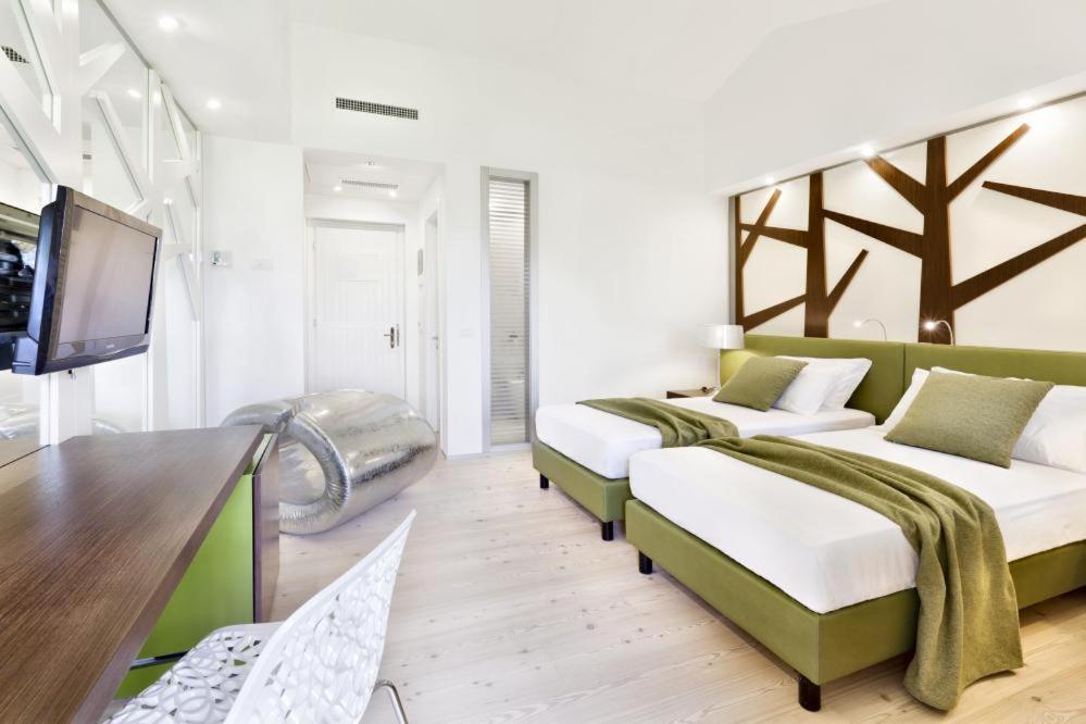 Hotel Ai Cadelach Hotel Giulia Revine Lago